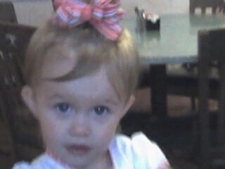 Mimi made new bows
